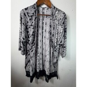 Charlotte Russe Women Kimono Black White Small Paisley Lace Fringe RT6611